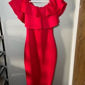 Boohoo. Color: red. Size: 4